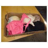 LOT OF BRAS 34 DDD LOT OF BRAS 34 DDD