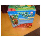 TOPSY TURVEY PLANTER TOPSY TURVEY PLANTER