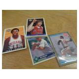 ASSORTED SPORTS CARDS ASSORTED SPORTS CARDS