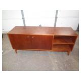 CREDENZA 25'TX4' 8 1/2' L / PERFECT FOR TV TOO CREDENZA 25'TX4' 8 1/2' L / PERFECT FOR TV TOO