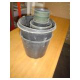 LOT OF PLASTIC PLANTERS LOT OF PLASTIC PLANTERS