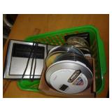 RADIO / CANDLE STAND / CD PLAYER & CDS RADIO / CANDLE STAND / CD PLAYER & CDS