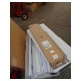 LOT OF MINI BLINDS / F LOT OF MINI BLINDS / F