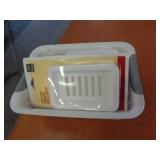 4 - PLASTIC BAR SOAP HOLDERS 4 - PLASTIC BAR SOAP HOLDERS