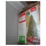 7.5 FT TALL XMAS TREE 7.5 FT TALL XMAS TREE