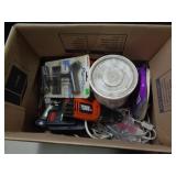 LOT OF TOOLS & HARDWARE / UT LOT OF TOOLS & HARDWARE / UT