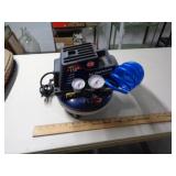 SMALL AIR COMPRESSOR SMALL AIR COMPRESSOR