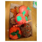 LOT OF HALLOWEEN ITEMS