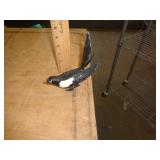 VINTAGE CAST METAL MAGPIE