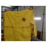 NORFOLK RR RAINCOAT SZ MED