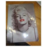 MARILYN MONROE