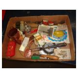 LOT OF VINTAGE ITEMS