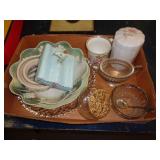 LOT OF GLASSWARE