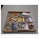 LOT OF COSTUME JEWELRY LOT OF COSTUME JEWELRY