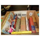 BOX OF BOOKS / UT BOX OF BOOKS / UT