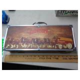 BUDWEISER BBQ SET / MISSING TONGS BUDWEISER BBQ SET / MISSING TONGS