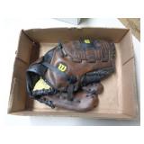 BASEBALL GLOVE BASEBALL GLOVE