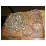 LOT OF GLASSWARE LOT OF GLASSWARE