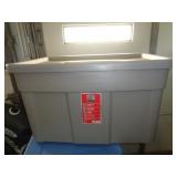 31 GAL TOTE / BK DR 31 GAL TOTE / BK DR