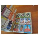 BINDER OF SPORTS CARDS - BASEBALL BINDER OF SPORTS CARDS - BASEBALL