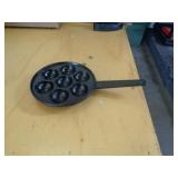 CAST IRON MUFFIN PAN CAST IRON MUFFIN PAN