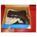 KIDS SZ 11 BOOTS KIDS SZ 11 BOOTS