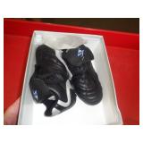 KIDS SZ 10.5 SHOES KIDS SZ 10.5 SHOES