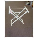 POTTERY BARN KIDS CLOTHES LINE 26 X 21X 12 / FRT POTTERY BARN KIDS CLOTHES LINE 26 X 21X 12 / FRT
