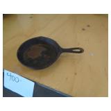 CAST IRON 5' SKILLET CAST IRON 5' SKILLET