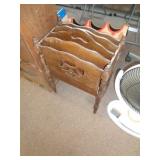 WOOD MAGAZINE RACK 21'T /FRT WOOD MAGAZINE RACK 21'T /FRT