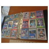 BINDER OF SPORTS CARDS - BASEBALL BINDER OF SPORTS CARDS - BASEBALL