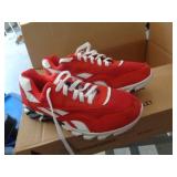 RED SZ 10 OR 11 RED SZ 10 OR 11