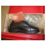 WOMENS REDWING SZ 7.5 WOMENS REDWING SZ 7.5