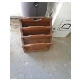 MAGAZINE RACK / W MAGAZINE RACK / W
