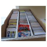 10X19 1990'S MIXED SPORTS CARDS 10X19 1990'S MIXED SPORTS CARDS