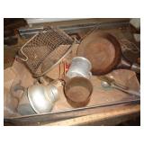 LOT OF KITCHEN ITEMS LOT OF KITCHEN ITEMS