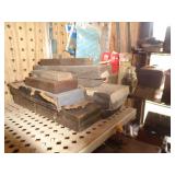 LOT OF SHARPENING STONES LOT OF SHARPENING STONES