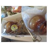 DOUBLE GLOBE HANGING LAMP / FRC DOUBLE GLOBE HANGING LAMP / FRC