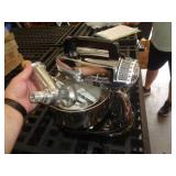 DORMEYER MIXER & MEAT GRINDER DORMEYER MIXER & MEAT GRINDER