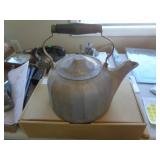 WAGNER ALUMINUM TEA KETTLE / FRC WAGNER ALUMINUM TEA KETTLE / FRC
