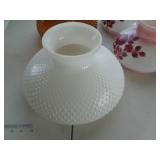 WHIE HOBNAIL SHADE / FR WHIE HOBNAIL SHADE / FR