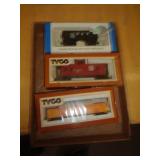 TYCO TRAIN CARS TYCO TRAIN CARS