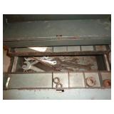 CRAFTSMAN METAL TOOL BOX W SOME TOOLS / SP