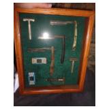 VINTAGE RAZORS IN DISPLAY BOX / OF