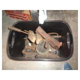 TOTE OF VINTAGE TOOLS / SP