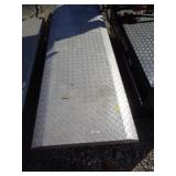 TRUCK TOOL BOX / OS