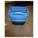 4 TOTES / 1 LID / UT