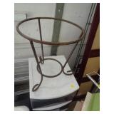 PLANT STAND / RW