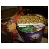 3 TINS OF XMAS ITEMS / UT
