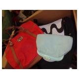 LOT OF PURSES / UT
